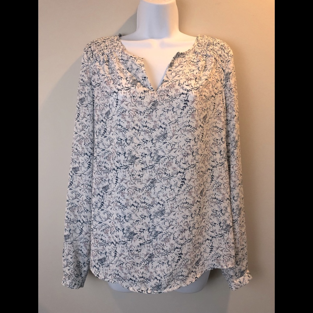 🍁3/$20🍁 Dalia Blouse Size Medium